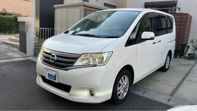 2012 Nissan Serena 20G