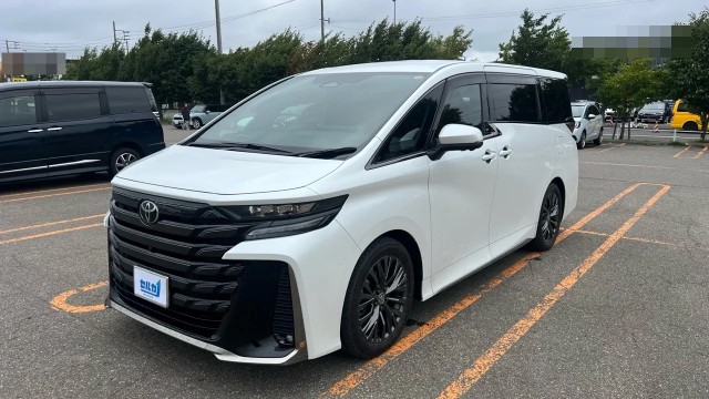 2025 Toyota Vellfire Z Premia