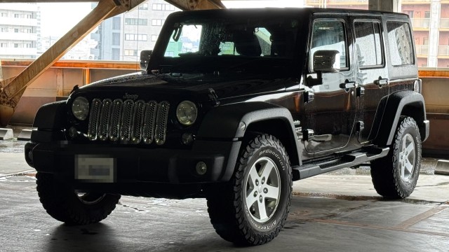 2015 CHRYSLERJEEP JEEP Wrangler UNLTD Sports
