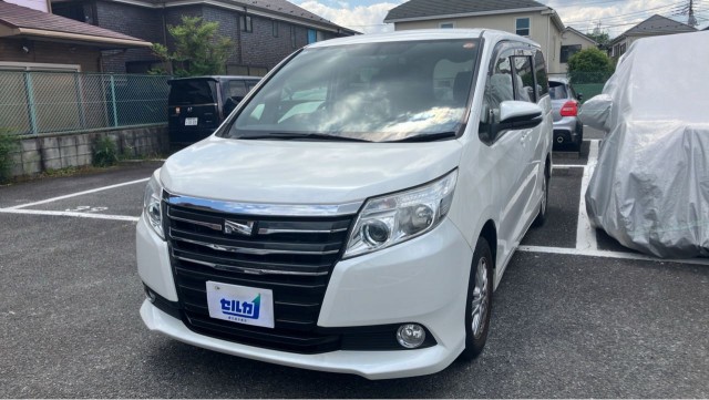 2015 Toyota NOAH G — Photo 1