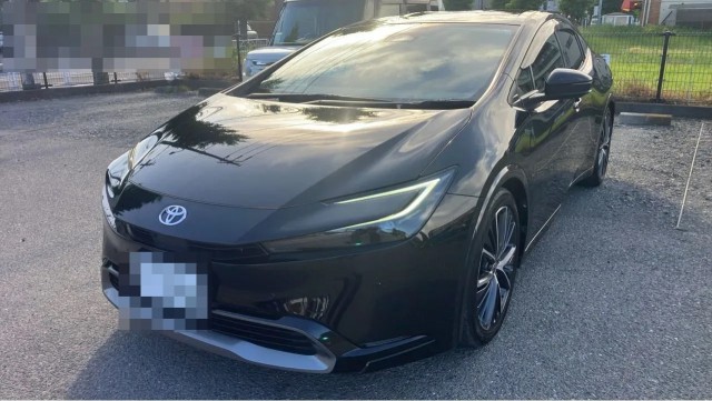 2024 Toyota Prius Z — Photo 1