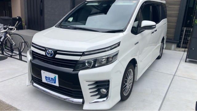 2016 Toyota Voxy Hybrid Hybrid ZS