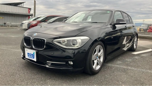 2013 BMW 1 SERIES 116i — Photo 1