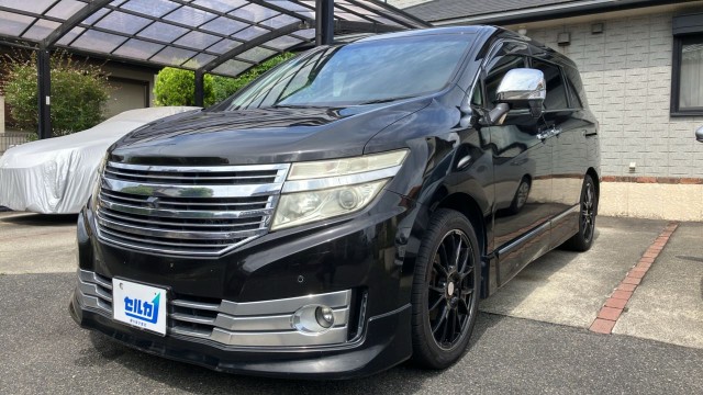 2011 Nissan Elgrand 250 Highway Star