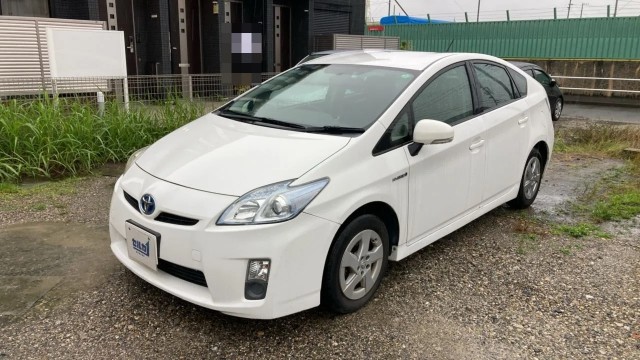 2009 Toyota Prius L — Photo 1