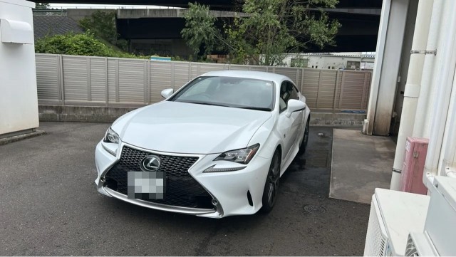 2017 RC RC300 F Sport — Photo 1