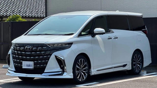 2023 Toyota Alphard Z