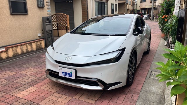 2025 Toyota Prius PHEV Z