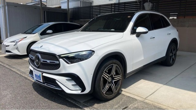 2023 MercedesBenz Benz GLC Class GLC220d 4MATIC AMG Line Package