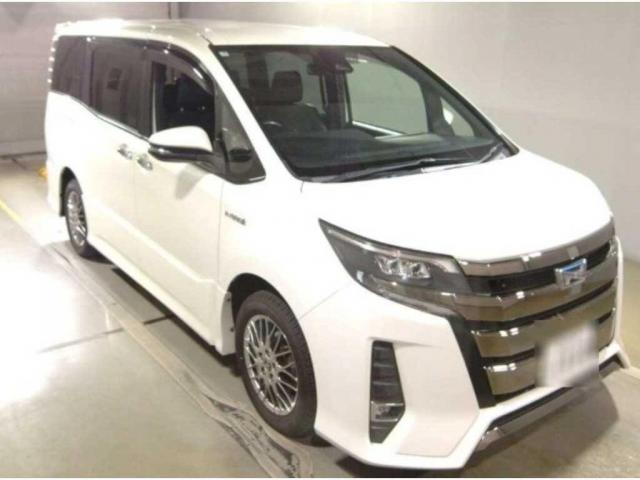2018 Toyota Noah Hybrid Hybrid Si Double Bi-Bi