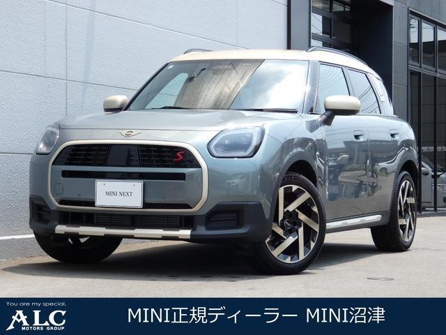 2026 MINI Countryman Countryman S ALL4 Favored Trim