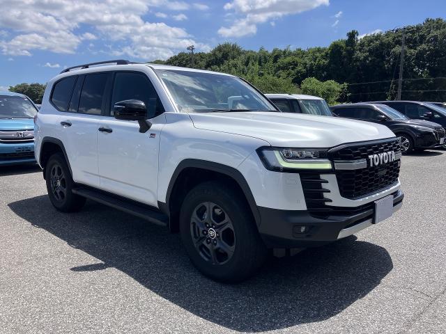 2023 Toyota LandCruiser GR SPORT ★ 4WD ★ Moon Roof ★ Panoramic View M ★ RCC ★ Genuine Aluminum