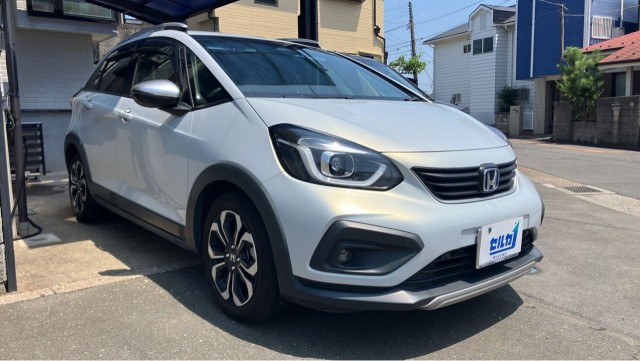 2020 Honda FIT e:HEV Crosstar — Photo 1