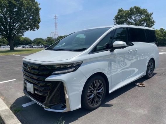2024 Toyota Vellfire Hybrid Z Premia