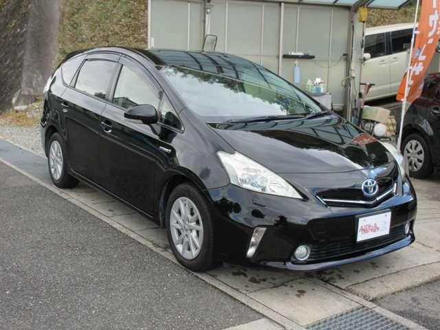 2012 Toyota Prius a 1.8S — Photo 1