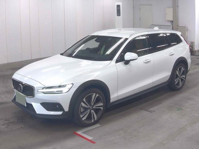 2023 VOLVO VOLVOV60CrossCountry Cross Country Ultimate B5 AWD