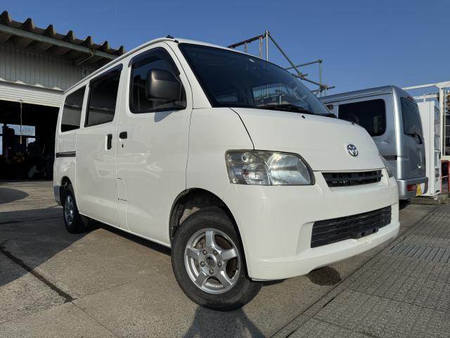 2017 Toyota LITEACE VAN GL 4WD Navigation TV Summer/Winter Tires