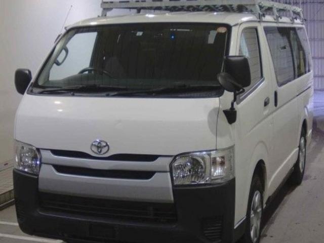 2018 Toyota HIACE VAN DX 4WD