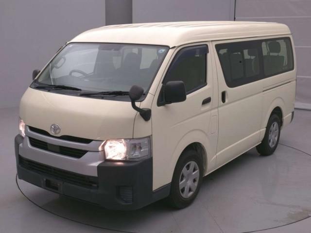 2021 Toyota Hiace Wagon DX