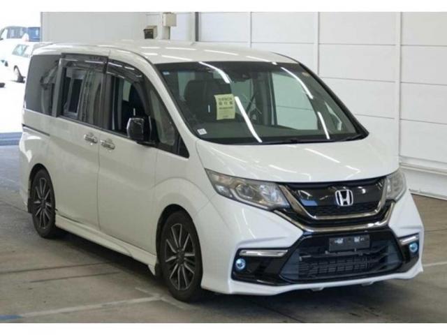 2017 Honda Step Wagon Modulo X Modulo X — Photo 1