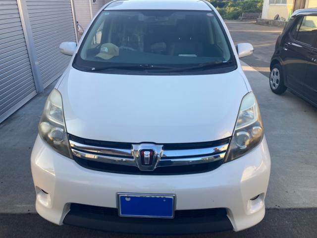 2012 Toyota ISIS Special Platana V Selection White Interior Package