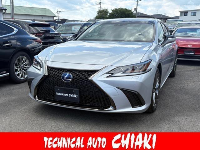 2019 LEXUS ES 300h F Sport