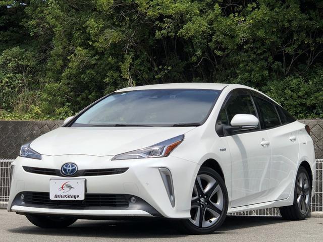 2019 Toyota Prius A Touring Selection — Photo 1
