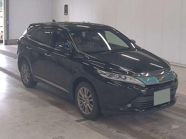 2017 Toyota Harrier Premium — Photo 1