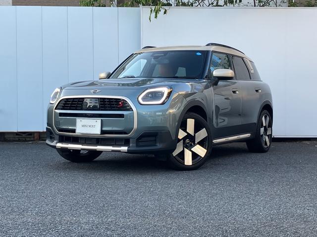 2024 MINI Countryman Countryman S ALL4 Favored Trim
