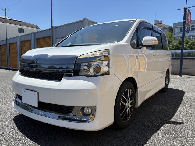 2013 Toyota Voxy ZS G's