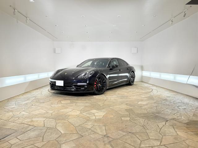 2019 Porsche Panamera GTS