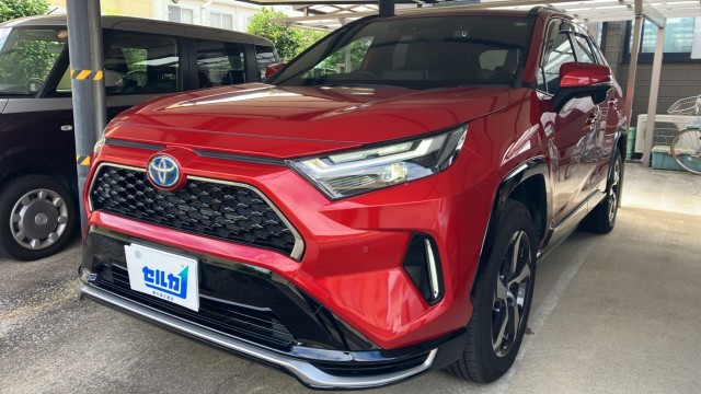 2022 Toyota RAV4 PHEV G — Photo 1