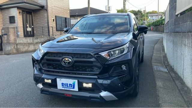 2019 Toyota RAV4 5D Adventure