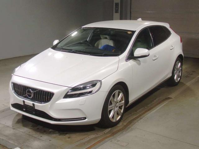 2018 VOLVO VOLVO V40 D4 Inscription