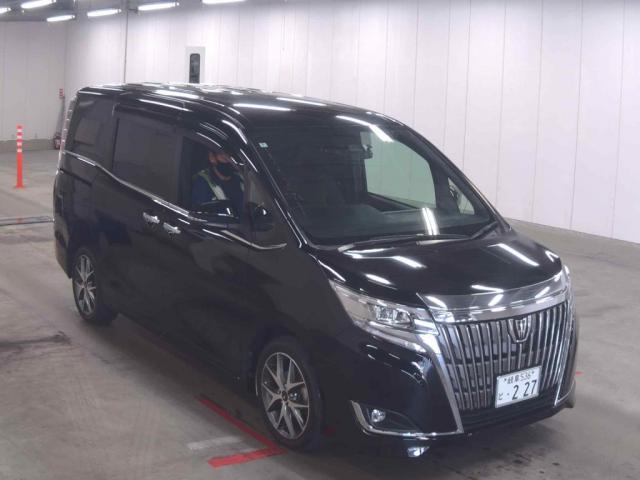 2018 Toyota Esquire Gi Premium Package 10-inch Navi 4WD