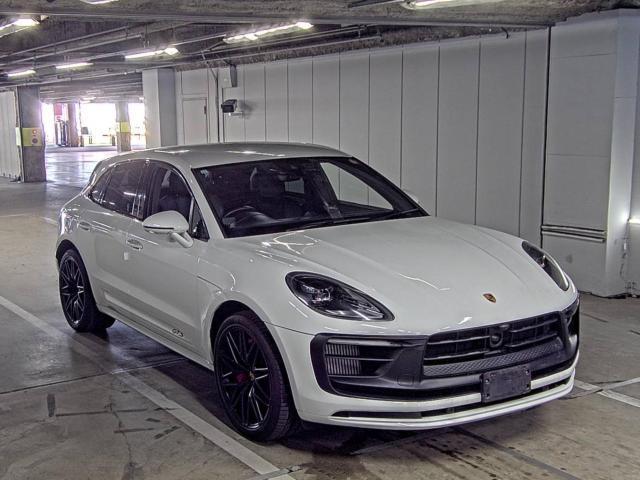 2021 Porsche Macan Macan GTS