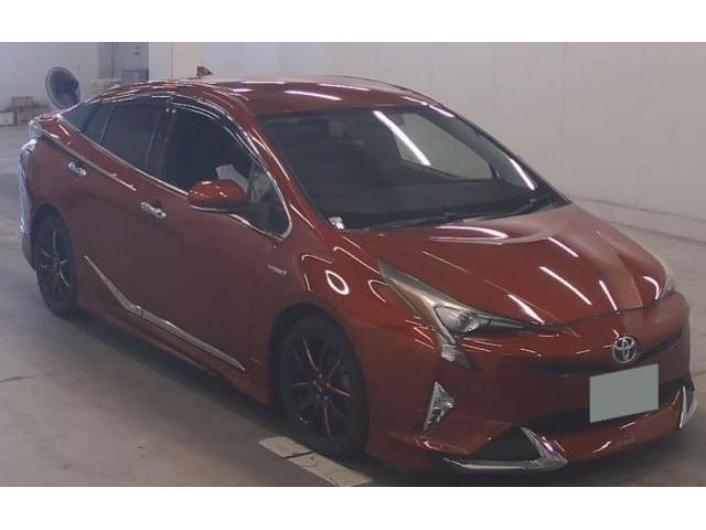 2016 Toyota Prius S Touring Selection — Photo 1