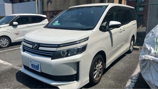 2014 Toyota VOXY X — Photo 1