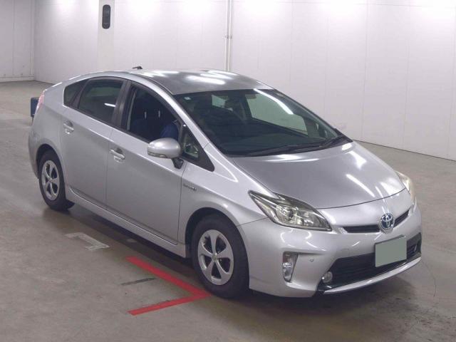 2014 Toyota Prius S — Photo 1