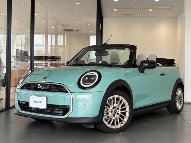 2025 BMW_Mini BMW Mini Convertible Cooper C Convertible Favored Trim