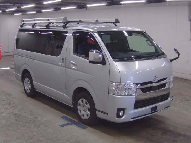 2020 Toyota Hiace Van Long Super GL
