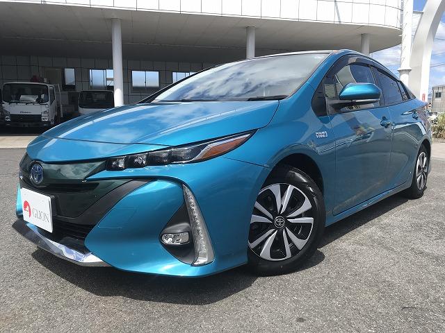 2017 Toyota Prius PHEV Solar Panel Roof, S Navigation Package