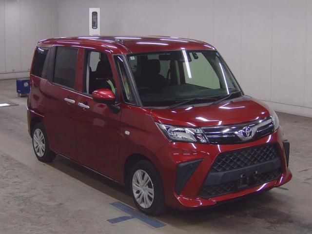2021 Toyota Roomy X