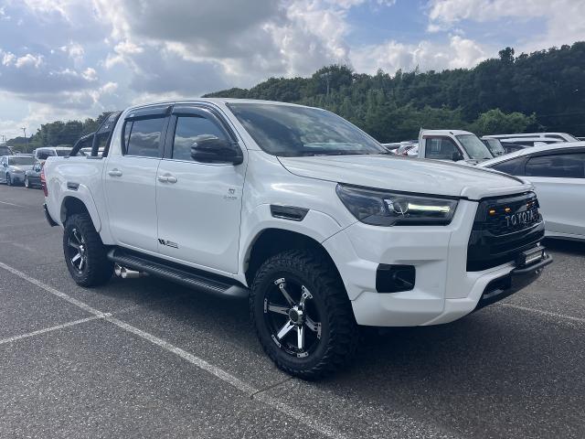 2023 Toyota Hilux Truck 4D Z GR SPORT 4WD Cold Weather Specification Grille Marker Panoramic View M RCC