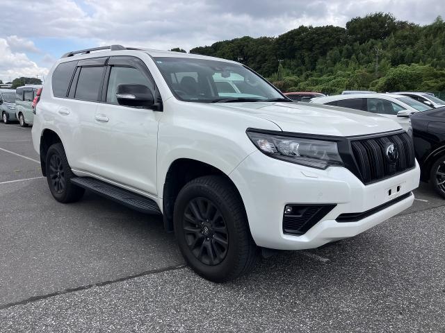 2023 Toyota LAND CRUISER PRADO TX L Package Matte Black Edition 4WD Moon Roof Panoramic View M