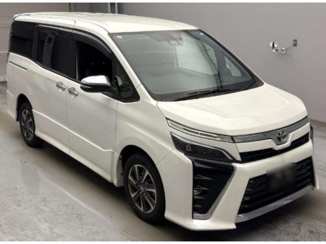 2021 Toyota Voxy ZS Kirameki? 4WD