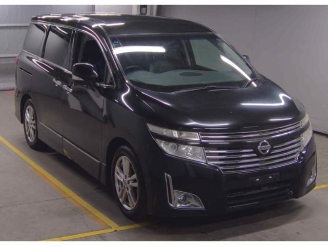 2011 Nissan Elgrand 250 Highway Star