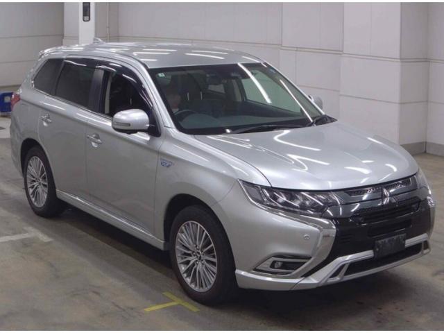2021 MITSUBISHI Outlander PHEV G Plus Package