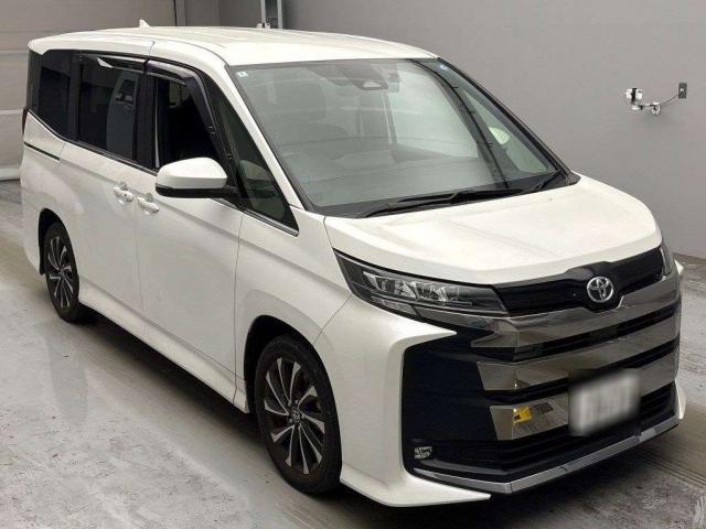 2022 Toyota NOAH S-Z