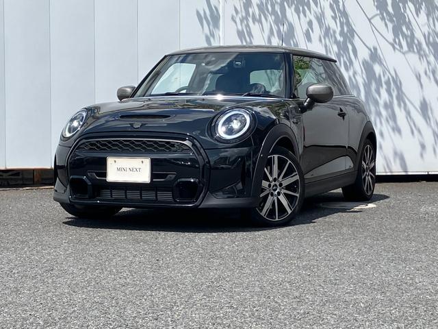 2023 MINI 3HB Cooper S Shadow Edition